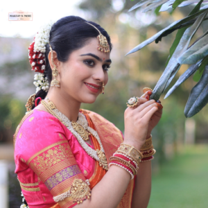 Glowing South Indian Bride: Hair and Makeup tips