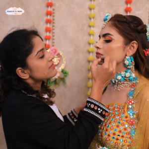 Get to Know Amruta Mestry: The Professional Makeup Artist and Hairstylist Behind MakeupnmorebyAmu